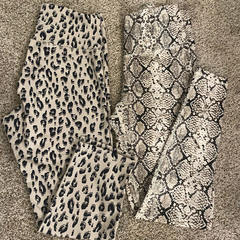 Women’s size M Leggings